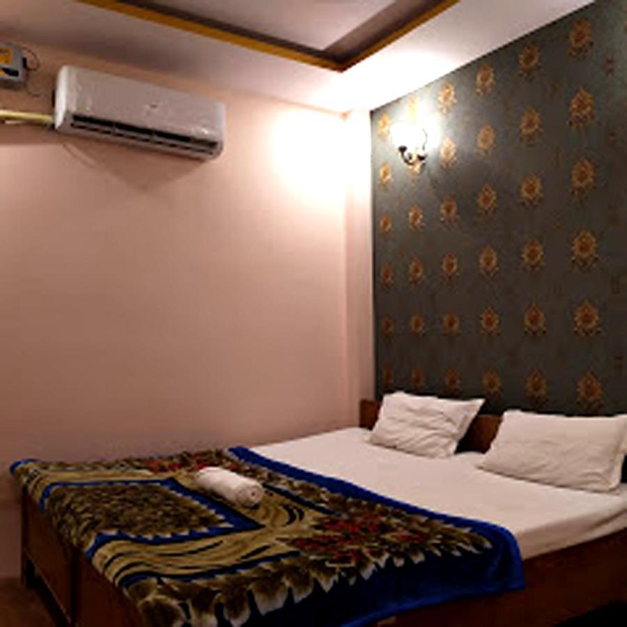 Hotel Aakash Ganga 瓦拉纳西 外观 照片
